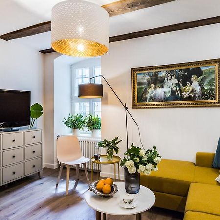 Uroczy Apartament Lazienna 5/4 Torun Bagian luar foto